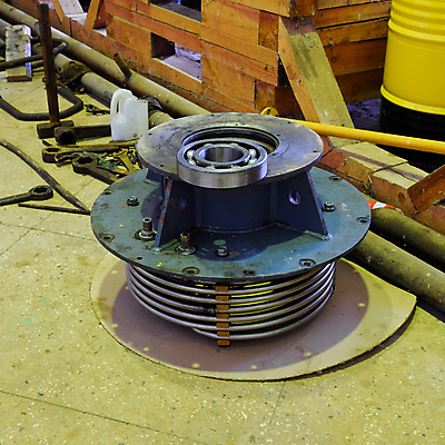 포토 JPG 해외이미지 산업 부분 사람없음 기계 장비 도구 수리 큼 묘사 시스템 튜브 펌프 베어링 해외포토 크기 파일형식 이미지허브