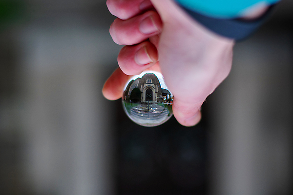 포토 JPG 해외이미지 기독교 종교 크리스마스 겨울 곡선 추상 휴가 출입구 따뜻함 손잡이 사람없음 야외 목재 장식 빨간색 빛 성당 교회 문 축제 화환 희망 활발 화려 우아함 큼 입장 활 아치 초대 환영 단계 강렬 고딕 솜씨 숭배 해외포토 나무 계절 기념일 꽃 감정 선 컬러 컨셉 무늬 재료 종교건축 건물 크기 파일형식 이미지허브