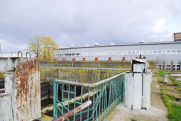 포토 JPG 해외이미지 산업 농업 공장 실내 사람없음 건물 치료 물 울타리 세트 힘 기계 장비 저수지 그룹 역 제조 큼 오브젝트 탱크 운하 시스템 질서 펌프 유지 게이지 설치 옛날 자동화 제어 콘크리트 공급 해외포토 자연요소 건축물 공업 의학 교통시설 내부 담장 예절 크기 파일형식 이미지허브