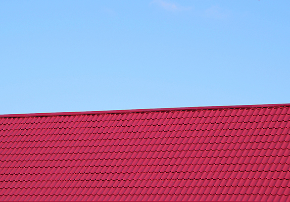 포토 JPG 해외이미지 산업 파도 패턴 건축양식 창문 하늘 지붕 주택 사람없음 건물 옆모습 빨간색 금속 덮개 공구 나사 업무 수리 보호 정상 옥상 타일 질감 눈금 겹침 방수 석판 줄서기 스타일 해외포토 건축물 건축 바다 뷰포인트 컬러 컨셉 무늬 모션 재질 뚜껑 도구 작업 파일형식 이미지허브