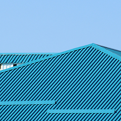 포토 JPG 해외이미지 산업 파도 패턴 건축양식 창문 하늘 지붕 주택 사람없음 건물 옆모습 빨간색 파란색 금속 덮개 공구 나사 업무 수리 보호 정상 옥상 타일 질감 눈금 겹침 방수 석판 줄서기 터키석 스타일 해외포토 건축물 건축 바다 뷰포인트 컬러 컨셉 무늬 모션 재질 뚜껑 도구 작업 보석 파일형식 이미지허브