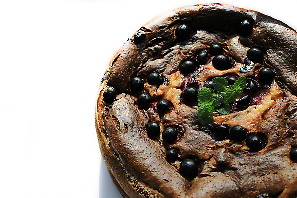 포토 JPG 해외이미지 그릇 접시 계절 열매 음식 조각 백그라운드 과일 부분 탁자 디저트 치즈 건강 요리 사람없음 장식 갈색 케이크 식사 저녁식사 빵집 흰색 시골 달콤 맛 아침식사 굽기 먹기 레몬 민트 크림 시골집 블루베리 푸딩 점심식사 바닐라 캐서롤 페스츄리 핸드메이드 해외포토 식물 식기 빵 컬러 가구 컨셉 모션 유제품 주택 상점 용기_그릇 구이 허브 파일형식 이미지허브