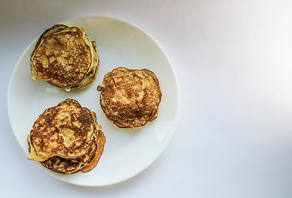 포토 JPG 해외이미지 전통 라이프스타일 접시 열매 음식 백그라운드 단풍 다이어트 과일 탁자 아침 디저트 건강 요리 사람없음 가로 컬러풀 노란색 쌓기 케이크 식사 흰색 뜨거움 원형 황금 달콤 맛 아침식사 밀 굽기 블루베리 브런치 시럽 레시피 꿀 흙더미 팬케이크 점심식사 정물화 핸드메이드 크레이프 카피스페이스 해외포토 주간 도형 식물 식기 컬러 가구 컨셉 잎 모션 곡류 생활 흙 공백 구이 그림 파일형식 더미 이미지허브