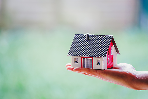 포토 JPG 해외이미지 모델 손 외관 컨셉 건축양식 가족 모션 새로움 주택 사람없음 야외 판매 세일 믿음 꿈 미니어처 잡기 재산 수리 구매 검색 투자 리빙 이웃 발견 대출 임대 진짜 해외포토 건축 감정 비즈니스 관계 건물 신체부위 금융 경제 쇼핑 모형 파일형식 이미지허브