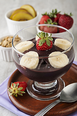 포토 JPG 해외이미지 접시 열매 음식 조각 다이어트 과일 탁자 디저트 바나나 건강 사람없음 목재 빨간색 숟가락 보라색 식사 에너지 추위 신선 사발 달콤 맛 아침식사 크림 유기농 날것 브라질 건강식 내추럴 점심식사 뮤즐리 스무디 채식주의자 디톡스 브라질사람 비건 해외포토 나무 식물 식기 웰빙 음료 컬러 가구 컨셉 재료 수저 사기그릇 남아메리카 채식 파일형식 이미지허브