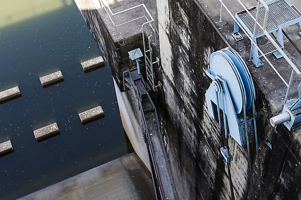 포토 JPG 해외이미지 디자인 벽 백그라운드 비즈니스 건축양식 거리 바닥 주택 사람없음 야외 내부 건물 목재 장식 빛 사무실 금속 검은색 기계 건설현장 도시 댐 옛날 스타일 해외포토 나무 건축물 공공시설 건축 컬러 재료 재질 건설업 파일형식 이미지허브