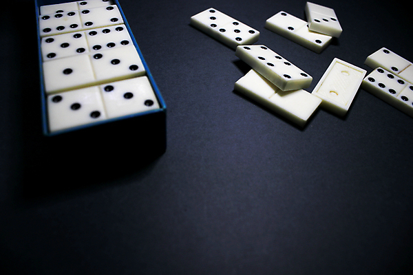 포토 JPG 해외이미지 사람없음 상자 넣기 도미노 해외포토 모션 파일형식 이미지허브