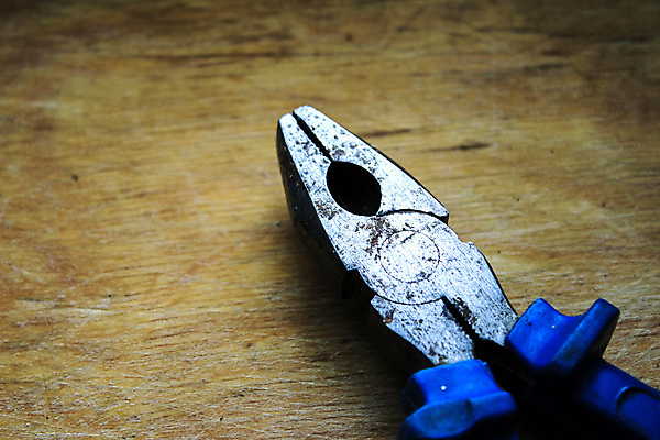 포토 JPG 해외이미지 직업 손 커플 산업 백그라운드 캐나다 탁자 바닥 주택 사람없음 목재 가로 컬러풀 금속 어둠 수확 흰색 도구 스패너 업무 작업실 엔지니어 수리 손톱 목수 서비스 부식 코 펜치 정비공 장인 공학 조절 고립 구식 그런지 업그레이드 옛날 재주꾼 차고 철강 하드웨어 해외포토 나무 교육 컬러 가구 북아메리카 농업 재료 관계 재질 건물 신체부위 컴퓨터 공구 작업 기술자 파일형식 이미지허브