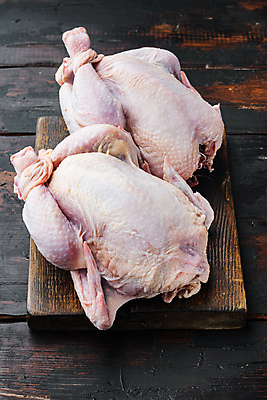 포토 JPG 해외이미지 생고기 사람없음 닭고기 나무도마 생닭 해외포토 도마 육류 목재 닭 파일형식 이미지허브