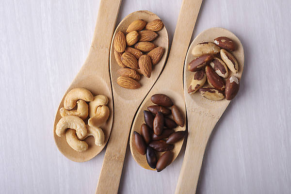 포토 JPG 해외이미지 음식 백그라운드 다이어트 과일 재료 탁자 건조 건강 씨앗 사람없음 목재 갈색 숟가락 식사 견과류 그룹 맛 혼합 굽기 유기농 날것 아몬드 모음 브라질 내추럴 단백질 섞기 채식주의자 캐슈넛 비건 해외포토 나무 식물 웰빙 컬러 가구 컨셉 수저 한글 남아메리카 구이 채식 영양소 파일형식 이미지허브