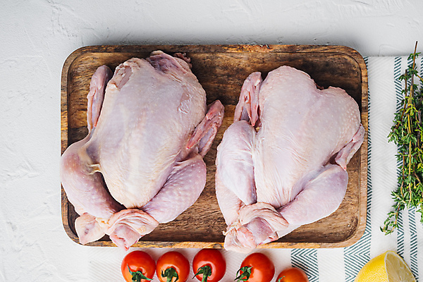 포토 JPG 해외이미지 방울토마토 생고기 사람없음 닭고기 레몬 나무쟁반 백리향 생닭 해외포토 토마토 과일 쟁반 육류 목재 닭 파일형식 이미지허브