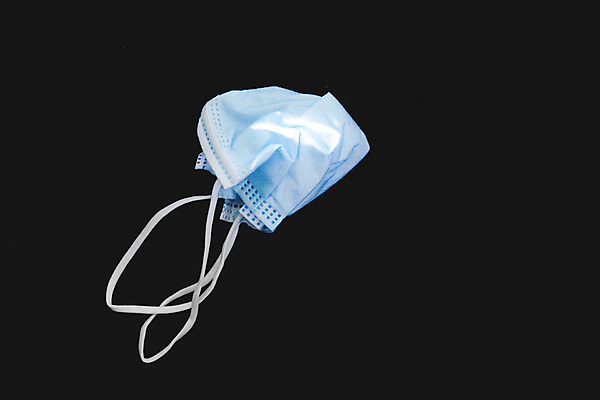 포토 JPG 해외이미지 얼굴 백그라운드 컨셉 비즈니스 추상 건강 가면 안전 사람없음 파란색 환경 검은색 흰색 주름 수술 환경오염 바이러스 닫기 보호 위생 질병 일회용 플라스틱 측정 싱글 감염 문제 고무 외과 알레르기 고립 돌봄 위생관리 전염병 중고 공급 해외포토 컬러 무늬 의학 모션 재질 병원 관리 신체부위 치료 파일형식 이미지허브