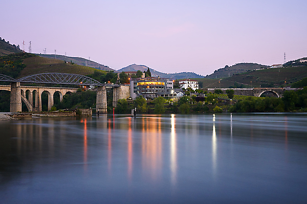 포토 JPG 해외이미지 식물 유럽 여행 농업 건축양식 자연 하늘 휴가 산 풍경 사람없음 야외 강 도시풍경 반사 여행객 마을 와인 정원 계곡 일몰 시골 도시 포르투갈 포도밭 지역 포트 타운 내추럴 도루강 해외포토 건축 나라 산업 밭 주류 사람 노을 생태계 파일형식 이미지허브