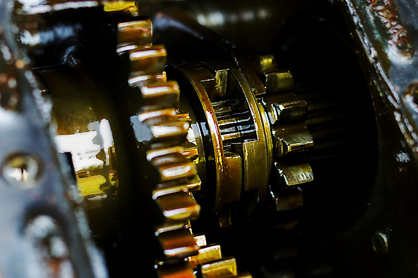 포토 JPG 해외이미지 산업 백그라운드 교통시설 자동차 사람없음 내부 금속 검은색 힘 기계 장비 공구 위험 묘사 오브젝트 연료 트랙터 엔진 정비공 기어 모터 옛날 자동 철강 해외포토 육상교통 컬러 교통 컨셉 재질 도구 기술자 농기계 시설 특수차량 파일형식 이미지허브