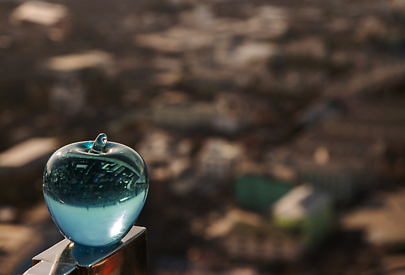 포토 JPG 해외이미지 모양 디자인 백그라운드 컨셉 패턴 과일 건축양식 유리 하늘 표면 추상 그림자 미술 풍경 사람없음 건물 파란색 빛 도시풍경 햇빛 뷰티 반사 우주 어둠 도시 투명 화려 사과 크리스탈 보석 심볼 오브젝트 사인 질감 인공 강조 해외포토 건축물 건축 컬러 무늬 재질 문화예술 태양 광석 파일형식 이미지허브