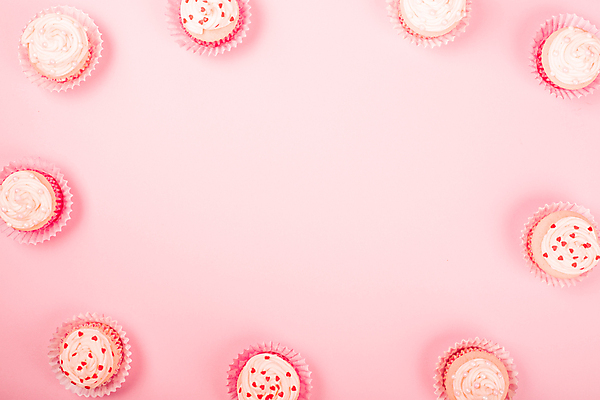 포토 JPG 해외이미지 프레임 실내 사람없음 하이앵글 컵케이크 카피스페이스 분홍색배경 해외포토 뷰포인트 분홍색 백그라운드 내부 케이크 공백 파일형식 이미지허브