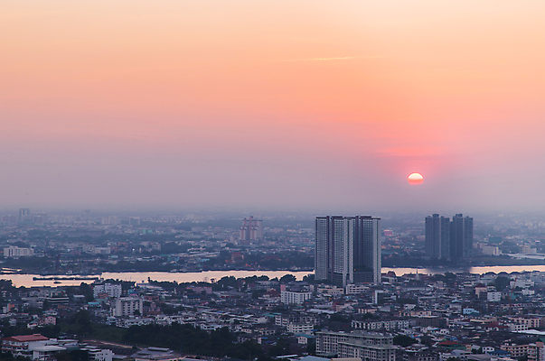 포토 JPG 해외이미지 구름 실루엣 아시아 여행 백그라운드 오렌지 자연 하늘 날씨 풍경 사람없음 건물 여름 파란색 빛 도시풍경 컬러풀 햇빛 태양 뷰티 일출 탑 일몰 놀람 새벽 도시 도심 저녁 큼 방콕 천국 솜털 스카이라인 조감도 수평선 해외포토 자연요소 건축물 계절 감정 나라 컬러 과일 태국 촬영기법 표정 노을 야간 크기 생태계 파일형식 이미지허브