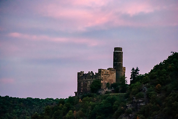포토 JPG 해외이미지 주간 응시 지구 교통시설 산 독일 파노라마 사람없음 야외 가로 강 컬러풀 세계 햇빛 와인 황금 중앙 크루즈 언덕 잠금 엽서 포도밭 천국 기념물 관심 바로크 양조장 해외포토 자연요소 시선 유럽 컬러 교통 밭 배_교통 주류 촬영기법 태양 편지 시설 보안 파일형식 이미지허브