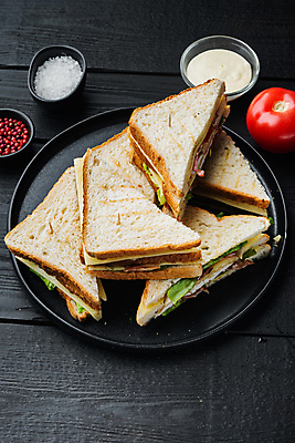 포토 JPG 해외이미지 접시 조각 토마토 단면 샌드위치 사람없음 신선 플레이팅 해외포토 식기 음식 채소 상차림 파일형식 이미지허브