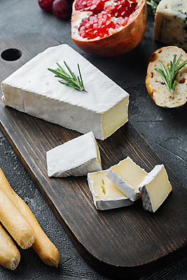 포토 JPG 해외이미지 치즈 사람없음 노란색 브리치즈 해외포토 컬러 유제품 파일형식 이미지허브