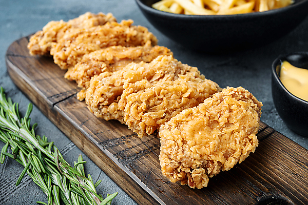 포토 JPG 해외이미지 접시 음식 날개 회색배경 요리 사람없음 식사 치킨 튀김 뜨거움 황금 빵가루 해외포토 식기 백그라운드 회색 닭고기요리 파일형식 이미지허브