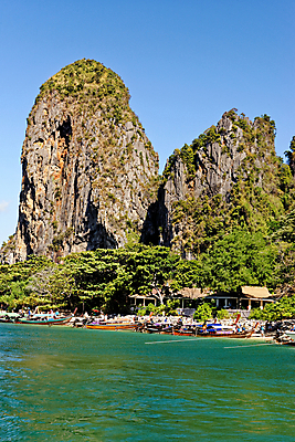 포토 JPG 해외이미지 아시아 모래 바다 섬 여행 교통시설 태국 자연 하늘 휴가 휴식 산 사람없음 물 파란색 보트 동굴 꼬리 석호 안다만 이국적 파라다이스 해외포토 자연요소 나라 컬러 교통 컨셉 배_교통 시설 생태계 파일형식 이미지허브