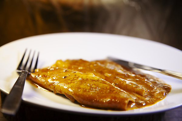 포토 JPG 해외이미지 전통 접시 커플 음식 백그라운드 2 양파 피망 치즈 건강 옥수수 요리 사람없음 노란색 식당 식사 저녁식사 덮개 흰색 신선 뜨거움 쌍 클래식 맛 강의 굽기 먹기 가득함 매움 서빙 점심식사 앙트레 개조 안락 해외포토 식기 컬러 컨셉 채소 관계 모션 유제품 곡류 상점 뚜껑 구이 파일형식 이미지허브