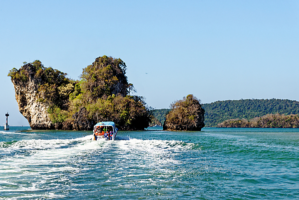 포토 JPG 해외이미지 전통 아시아 바다 섬 여행 교통시설 태국 자연 하늘 낚시 휴가 항해 손바닥 사람없음 야외 목재 물 파란색 관광지 강 항구 맑음 침묵 보트 크루즈 포트 옛날 해외포토 자연요소 나무 손 나라 컬러 교통 배_교통 재료 레저 날씨 소리 시설 생태계 파일형식 이미지허브