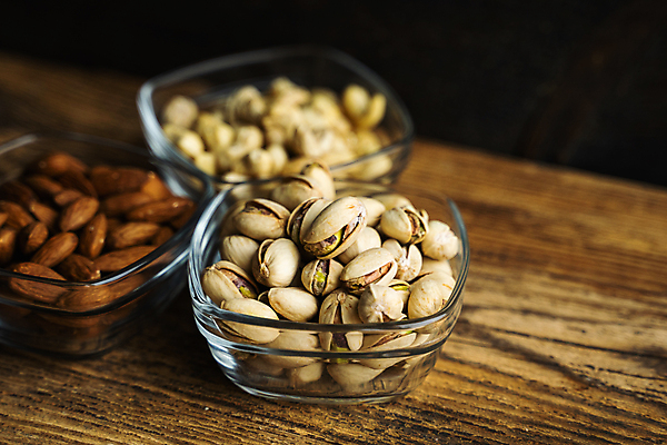 포토 JPG 해외이미지 계절 음식 농업 다이어트 재료 자연 탁자 디저트 건조 건강 씨앗 사람없음 목재 갈색 식사 견과류 수확 껍질 시골 신선 맛 먹기 유기농 알맹이 날것 호두 아몬드 흙더미 내추럴 단백질 채식주의자 캐슈넛 피스타치오 비건 해외포토 나무 식물 웰빙 산업 컬러 가구 컨셉 모션 흙 생태계 채식 영양소 파일형식 더미 이미지허브