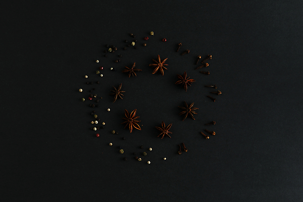 포토 JPG 해외이미지 전통 별 음식 재료 고추 파프리카 건조 요리 씨앗 사람없음 빨간색 주방 검은색 양념 허브 향신료 유기농 아로마 후추 해외포토 자연요소 식물 웰빙 컬러 채소 향미료 파일형식 이미지허브