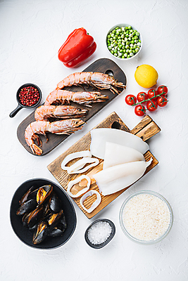 포토 JPG 해외이미지 전통 접시 음식 백그라운드 밥 조개 새우 연체동물 육류 요리 사람없음 치킨 튀김 흰색 스페인 지중해 해산물 흰배경 질감 날것 홍합 성분 생식 스페인어 콘크리트 타파스 해외포토 식기 유럽 바다 컬러 식재료 어패류 무척추동물 갑각류 애피타이저 닭고기요리 파일형식 이미지허브