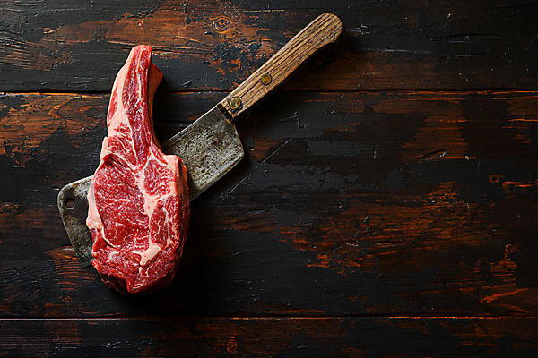 포토 JPG 해외이미지 재료 텍스트 육류 스테이크 사람없음 목재 검은색 소고기 수확 카우보이 바비큐 자르기 날것 갈비뼈 덩어리 등심 생식 정육점 강화비석군 해외포토 나무 음식 컬러 농업 식재료 모션 뼈 서양음식 상점 비석 강화도 파일형식 이미지허브