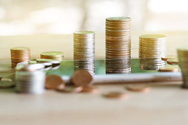 포토 JPG 해외이미지 백그라운드 컨셉 돈 비즈니스 성공 그래프 미래 사람없음 금융 경제 스마트폰 쌓기 달러 금속 동전 저축 성장 시장 재산 황금 주식 투자 이익 회계 월급 대출 세금 수입 해외포토 모션 재질 핸드폰 스마트기기 파일형식 이미지허브