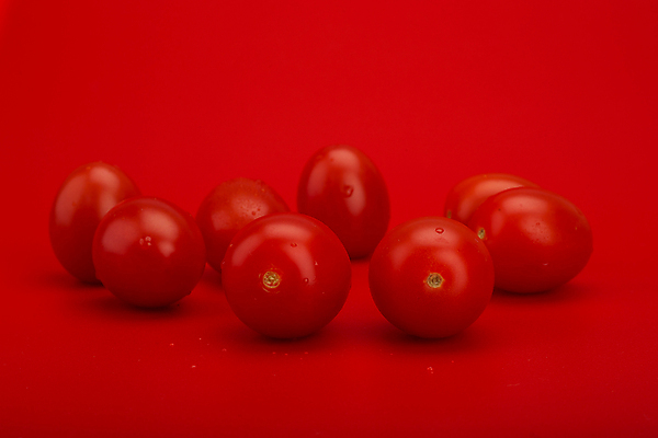 포토 JPG 해외이미지 스튜디오촬영 디자인 컨셉 다이어트 토마토 파스타 건강 사람없음 가로 빨간색 빛 컬러풀 이탈리아 샐러드 젖음 수확 신선 체리 그룹 상품 케첩 다발 지중해 먹기 상쾌 날것 심플 광택 모음 건강식 노려봄 강렬 구성 완벽 채식주의자 비건 해외포토 감정 유럽 음식 바다 컬러 농업 채소 과일 모션 서양음식 실내 표정 소스_음식 채식 파일형식 이미지허브