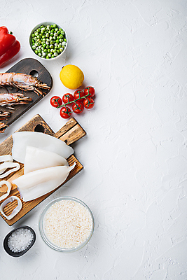 포토 JPG 해외이미지 전통 접시 음식 백그라운드 밥 조개 새우 연체동물 육류 요리 사람없음 치킨 공백 튀김 흰색 스페인 지중해 해산물 흰배경 질감 날것 홍합 성분 생식 스페인어 콘크리트 타파스 카피스페이스 해외포토 식기 유럽 바다 컬러 식재료 어패류 무척추동물 갑각류 애피타이저 닭고기요리 파일형식 이미지허브