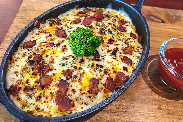 포토 JPG 해외이미지 접시 음식 다이어트 탁자 디저트 옥수수 요리 사람없음 목재 케이크 계란 식사 이탈리아 시골 아기 달콤 아침식사 낟알 시리얼 굽기 먹기 수수 캐서롤 핸드메이드 해외포토 나무 식기 유럽 가구 재료 모션 곡류 건강 사람 알 용기_그릇 맛 구이 파일형식 이미지허브