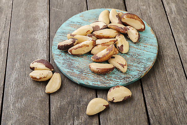 포토 JPG 해외이미지 음식 다이어트 탁자 건강 요리 씨앗 사람없음 목재 갈색 견과류 신선 맛 유기농 알맹이 날것 브라질 내추럴 단백질 식용 채식주의자 브라질사람 비건 해외포토 나무 식물 웰빙 컬러 가구 컨셉 재료 남아메리카 채식 영양소 파일형식 이미지허브