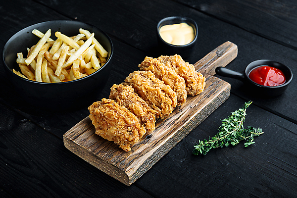 포토 JPG 해외이미지 접시 음식 날개 요리 사람없음 식사 치킨 튀김 뜨거움 황금 빵가루 해외포토 식기 닭고기요리 파일형식 이미지허브