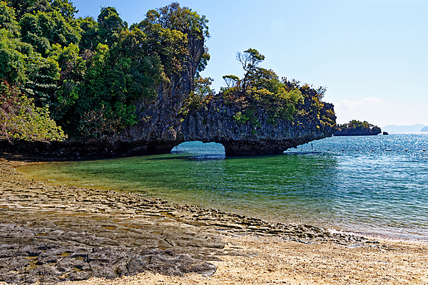 포토 JPG 해외이미지 나무 아시아 모래 바다 섬 여행 태국 자연 하늘 휴가 휴식 풍경 사람없음 야외 물 여름 파란색 모래사장 태양 뷰티 여행객 평화 고요 만 보트 에메랄드 안다만 터키석 파라다이스 해외포토 자연요소 식물 계절 나라 컬러 컨셉 배_교통 사람 보석 생태계 파일형식 이미지허브
