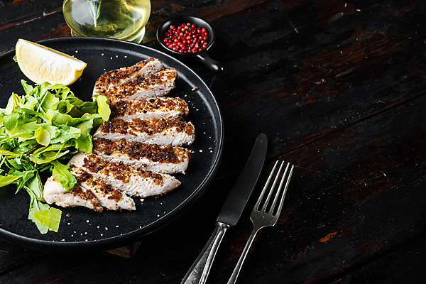 포토 JPG 해외이미지 접시 포크 사람없음 샐러드 나이프 올리브오일 굽기 레몬 닭가슴살 통후추 해외포토 식기 음식 과일 닭고기 칼 기름_음식 구이 후추 파일형식 이미지허브