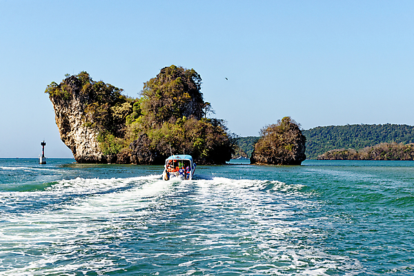 포토 JPG 해외이미지 전통 아시아 바다 섬 여행 교통시설 태국 자연 하늘 낚시 휴가 항해 손바닥 풍경 사람없음 야외 목재 물 여름 파란색 관광지 강 항구 맑음 침묵 보트 크루즈 포트 옛날 해외포토 자연요소 나무 손 계절 나라 컬러 교통 배_교통 재료 레저 날씨 소리 시설 생태계 파일형식 이미지허브