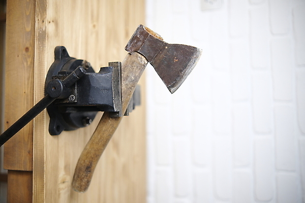 포토 JPG 해외이미지 1 유럽 산업 컨셉 돈 비즈니스 추상 집게 사람없음 금융 경제 금속 동전 장비 공구 업무 작업실 오브젝트 투자 언론 문제 예산 옛날 위기 짜기 철강 비용 해외포토 나라 무늬 모션 재질 도구 작업 재산 파일형식 이미지허브