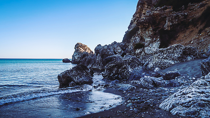 포토 JPG 해외이미지 파도 바다 여행 자연 하늘 산 서기 앉기 해변 사람없음 야외 목재 물 일몰 만 지역 수평선 해외포토 자연요소 나무 재료 모션 노을 생태계 파일형식 이미지허브