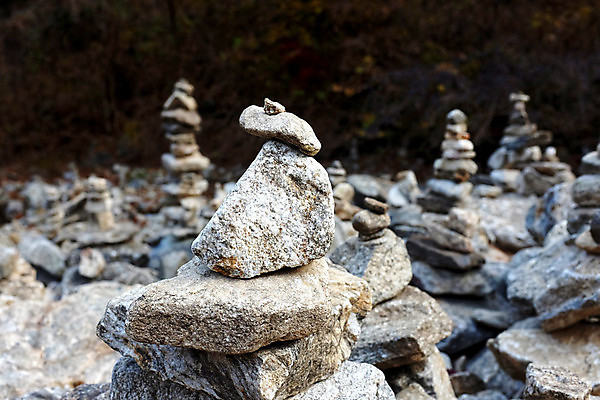 포토 JPG 해외이미지 라이프스타일 행복 종교 선 백그라운드 컨셉 자연 휴식 건강 미술 풍경 사람없음 야외 쌓기 평화 탑 화목 침묵 에너지 성장 게임 바위 기도 거친 재산 축복 소프트포커스 배열 심볼 명상 장면 테라피 내추럴 철학 평형 핸드메이드 스타일 수평선 해외포토 건축물 교육 감정 모션 놀이 문화예술 촬영기법 생활 금융 뷰티 수영 소리 돌_바위 생태계 파일형식 이미지허브