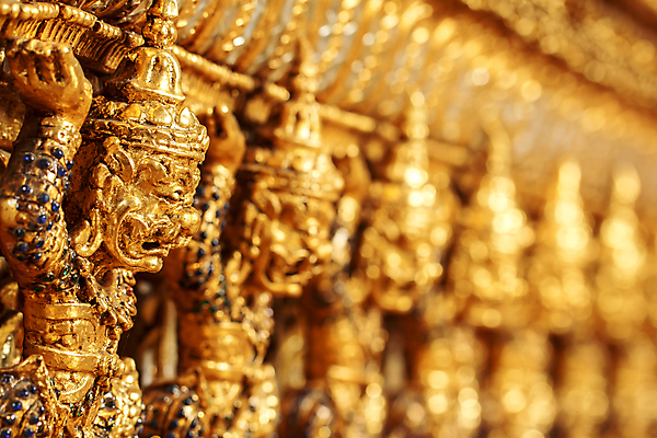 포토 JPG 해외이미지 디자인 공원 아시아 종교 문화 불교 건축양식 태국 하늘 미술 동양인 사람없음 파란색 조각상 평화 믿음 궁전 사찰 역사 황금 명상 방콕 에메랄드 신성 동쪽 거인 신앙심 옛날 전국 스타일 해외포토 공공시설 건축 감정 나라 컬러 컨셉 고건축 종교건축 문화예술 인종 조형물 보석 방향 파일형식 이미지허브