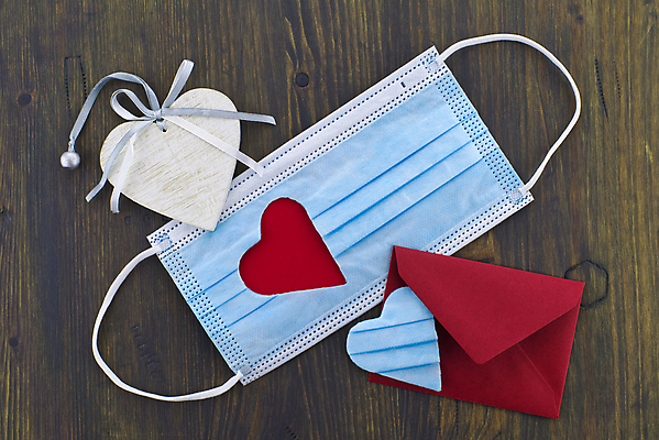 포토 JPG 해외이미지 모양 행복 감정 얼굴 휴가 봉투 주택 발렌타인데이 건강 사랑 가면 사람 사람없음 빨간색 우주 흰색 하트 표현 인사 메시지 수술 바이러스 보호 편지 심볼 소셜 해외포토 컬러 컨셉 의학 데이이벤트 건물 신체부위 치료 예절 파일형식 이미지허브