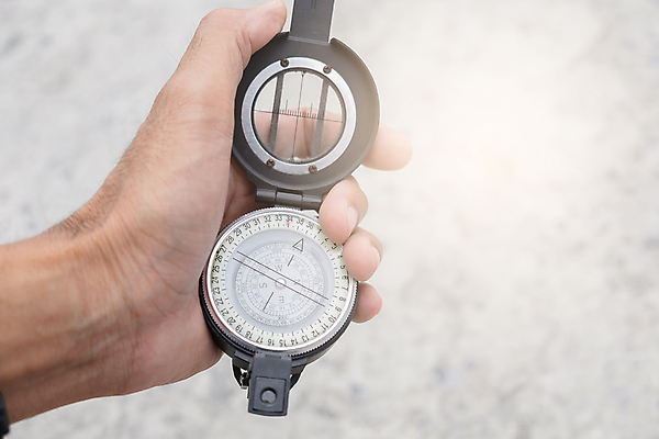 포토 JPG 해외이미지 라이프스타일 손 디자인 여행 백그라운드 컨셉 지도 비즈니스 가이드 자연 추상 휴가 화살 산 항해 사람 사람없음 야외 장식 세계 장비 탐험 골동품 잡기 역사 닫기 소프트포커스 나침반 방향 오브젝트 복고 위치 북쪽 동쪽 네비게이션 발견 오리엔테이션 지리 항해사 해외포토 직업 무늬 배_교통 모션 촬영기법 생활 신체부위 생태계 파일형식 이미지허브