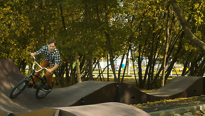 포토 JPG 해외이미지 나무 라이프스타일 공원 남자 행복 어린이 스포츠 건강 한명 소년 야외 10대 초록색 운동 맑음 자전거 점프 도시 승차 위험 속도 순환 라이더 바이킹 해외포토 식물 1 공공시설 감정 컬러 컨셉 모션 청소년 날씨 사람 생활 바이크 파일형식 이미지허브