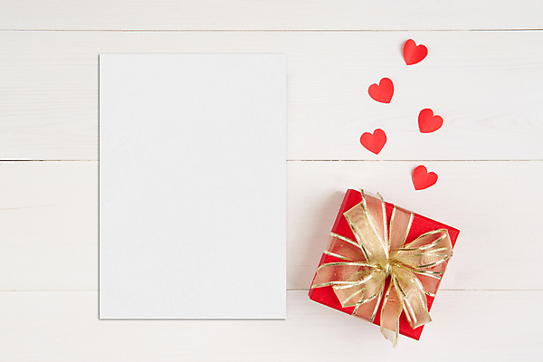 포토 JPG 해외이미지 리본 종이 프레임 사람없음 선물상자 하트 목업 해외포토 모양 선물 상자 파일형식 이미지허브