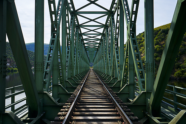 포토 JPG 해외이미지 나무 유럽 여행 농업 자연 포도 파노라마 사람없음 야외 강 농장 와인 계곡 기차 시골 보트 포르투갈 언덕 올리브 포도밭 포도나무 내추럴 도루강 해외포토 식물 열매 나라 산업 육상교통 밭 배_교통 과일 대중교통 주류 촬영기법 과일나무 생태계 파일형식 이미지허브